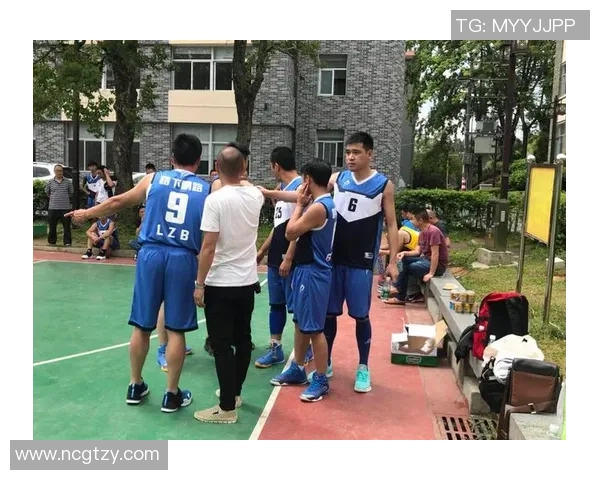 篮球魅力无限：从街头竞技到职业赛场的热血征程与精神传承